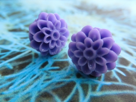 Ohrstecker Blume Harz Cabochon Crysantheme Blüte